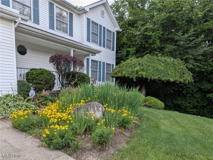 4 bedroom 2.5 bath in strongsville.