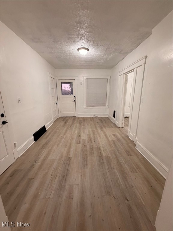 Amor - Residential Lease