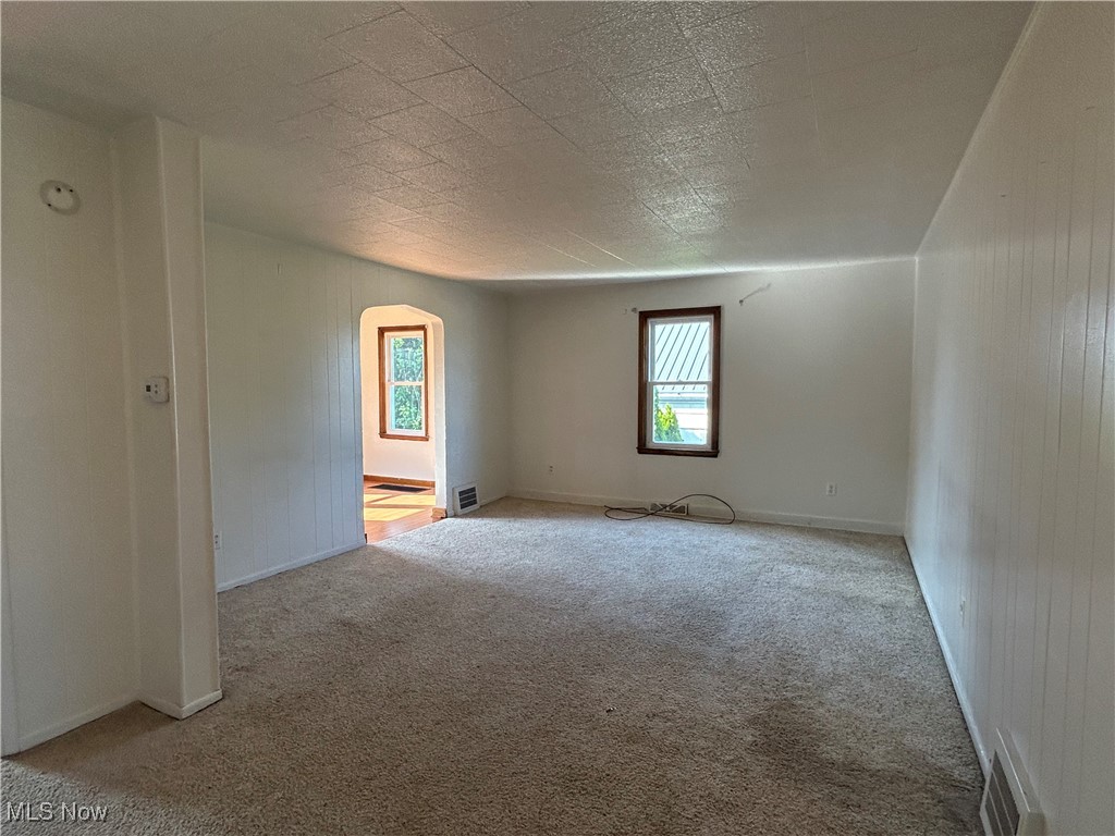 3805 Marlamont Way, Weirton, West Virginia image 2