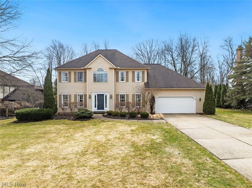 Photo of 37192 O'neill Drive, Solon, OH 44139 (MLS # 5191220)