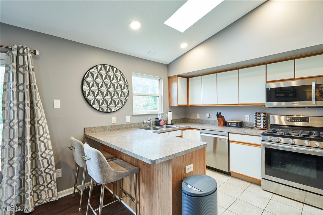 721 Pebblecreek Drive, Akron, Ohio image 11