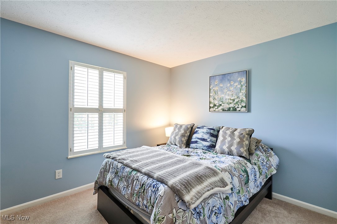 721 Pebblecreek Drive, Akron, Ohio image 18