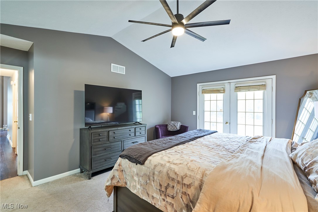 721 Pebblecreek Drive, Akron, Ohio image 13