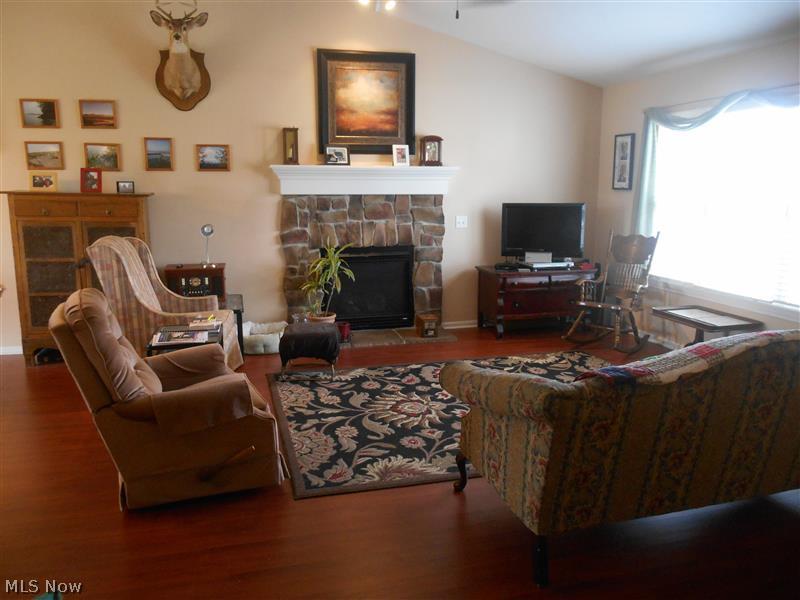 Revere Village 04 - Residential