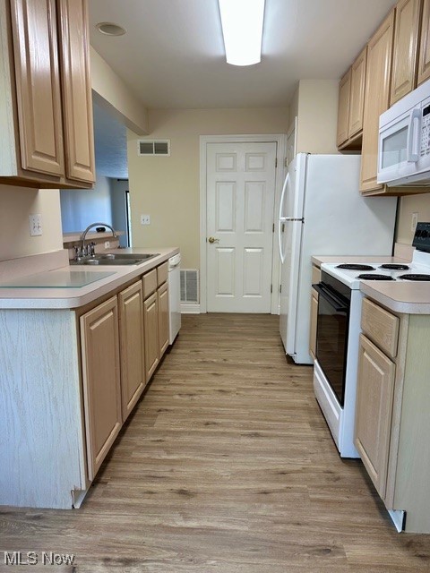 Enclave/Rosemont Rdg Condo Ow - Residential Lease