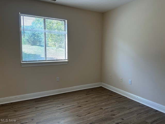 Enclave/Rosemont Rdg Condo Ow - Residential Lease