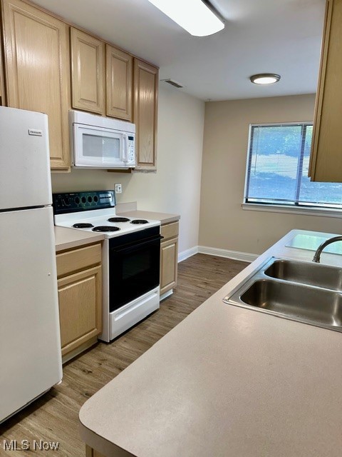 Enclave/Rosemont Rdg Condo Ow - Residential Lease