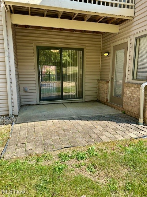 Enclave/Rosemont Rdg Condo Ow - Residential Lease