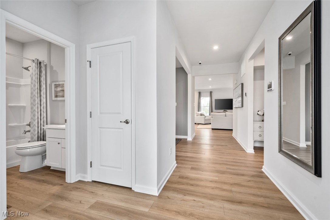 6213 James Drive, Lorain, Ohio image 13