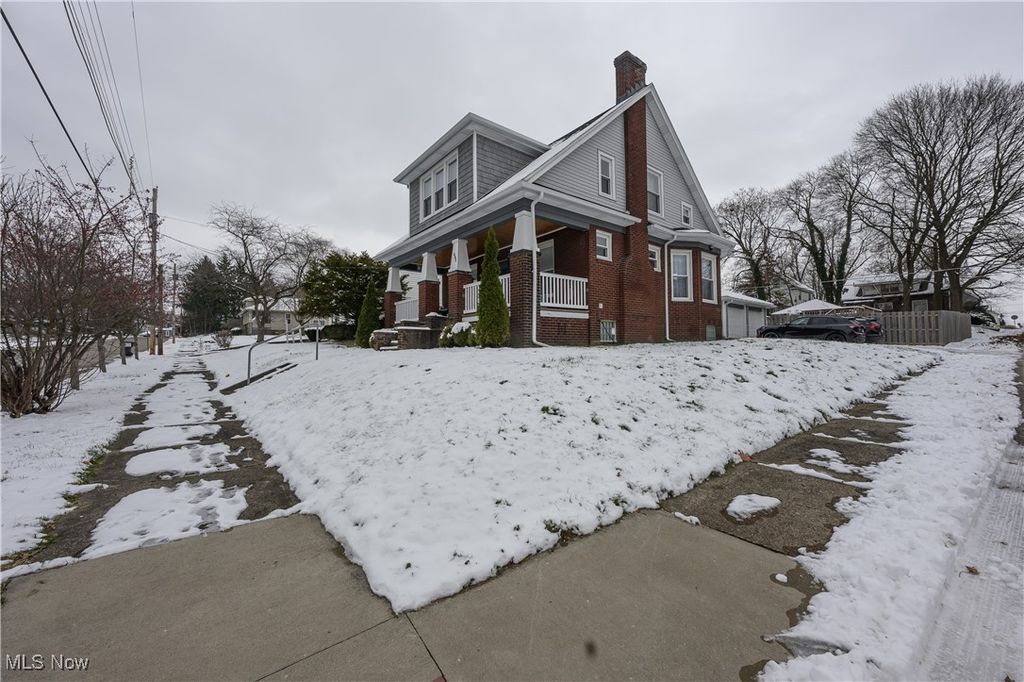 Photo of 605 E 8th Street, Salem, OH 44460 (MLS # 5176140)