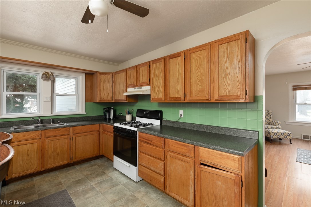 J Frank Pollock Sub - Residential