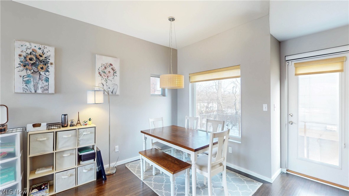 Circle 118 - Residential