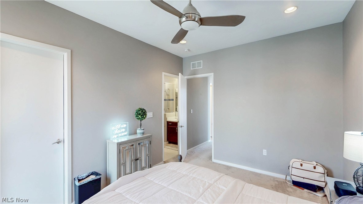 Circle 118 - Residential