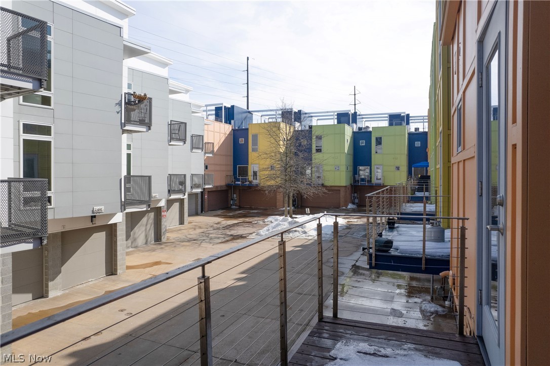 Circle 118 - Residential