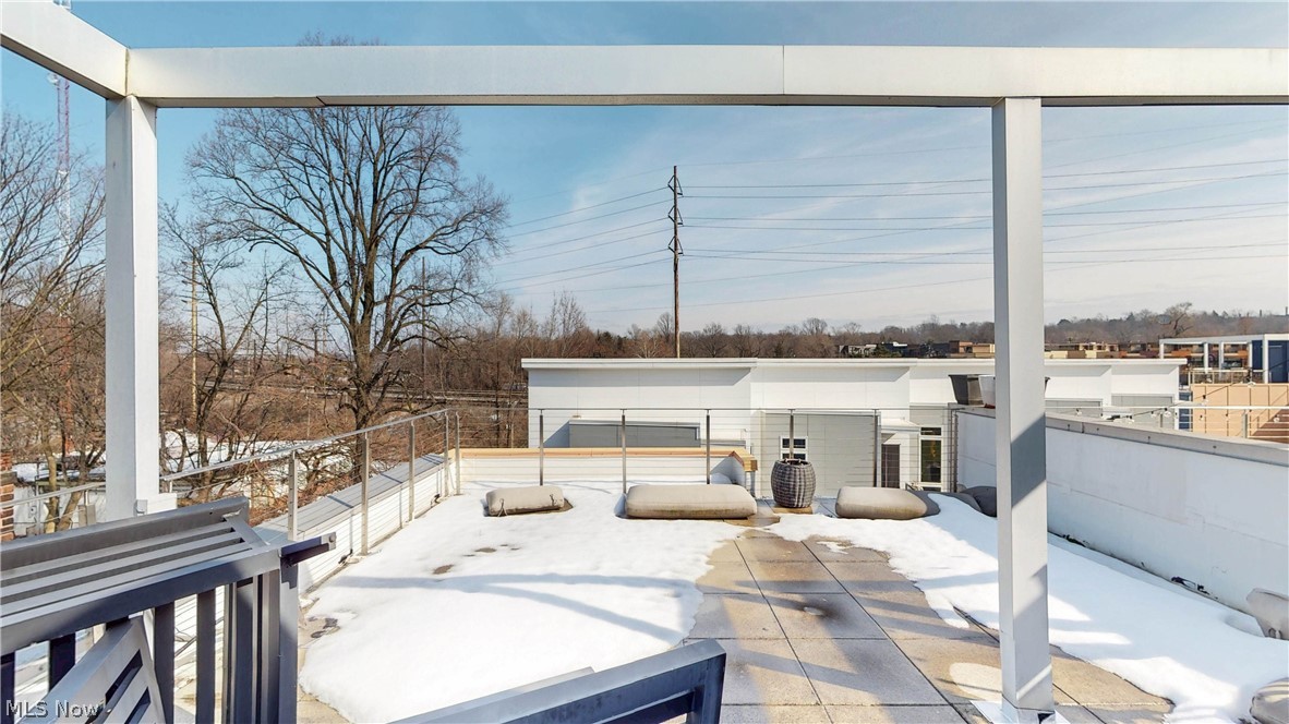 Circle 118 - Residential