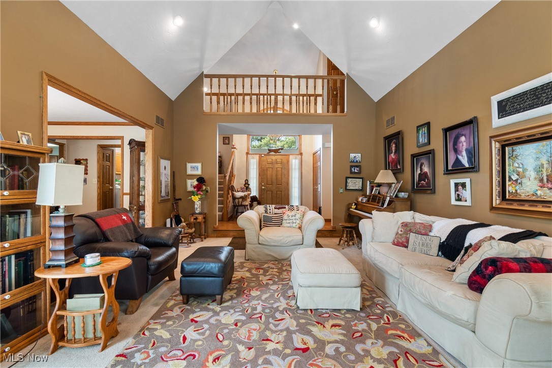 105 Barkwood Drive, Wadsworth, Ohio image 4
