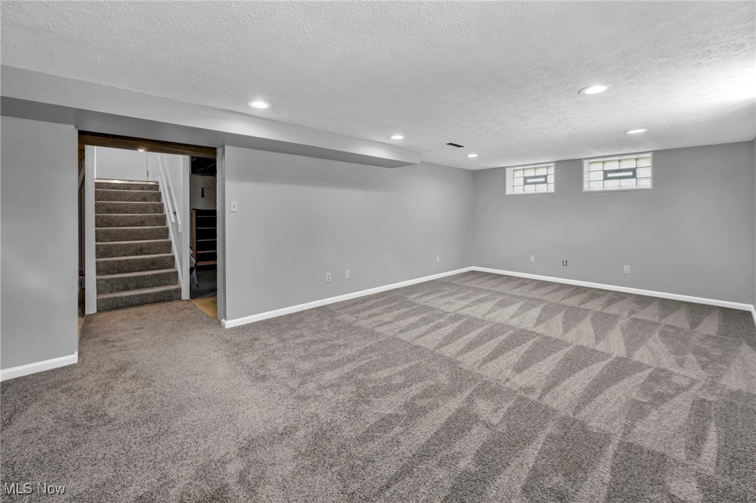3110 Marmore Avenue, Parma, Ohio image 38