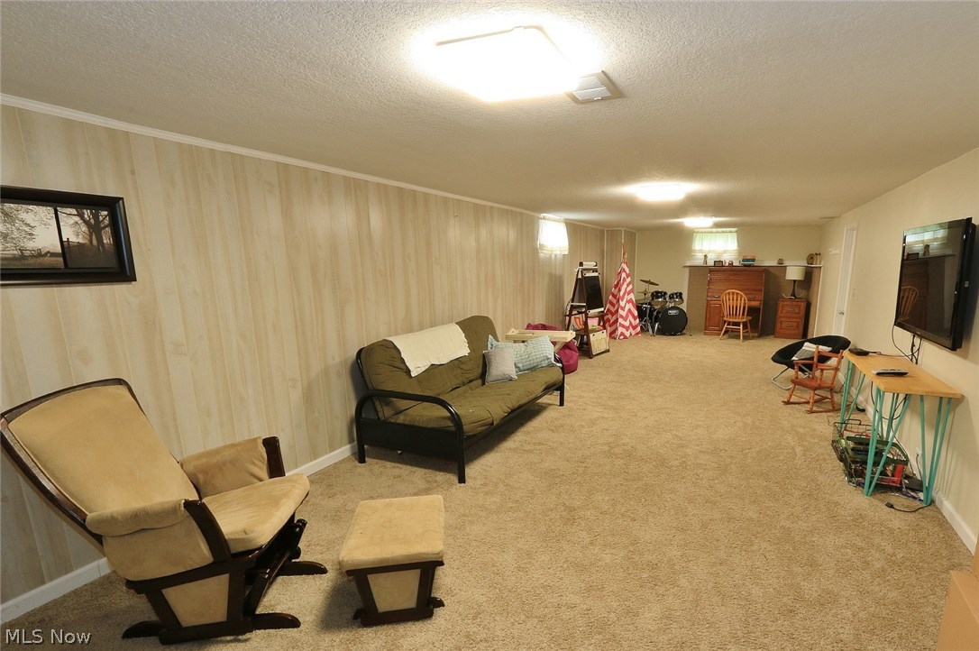 Whispering Winds - Residential