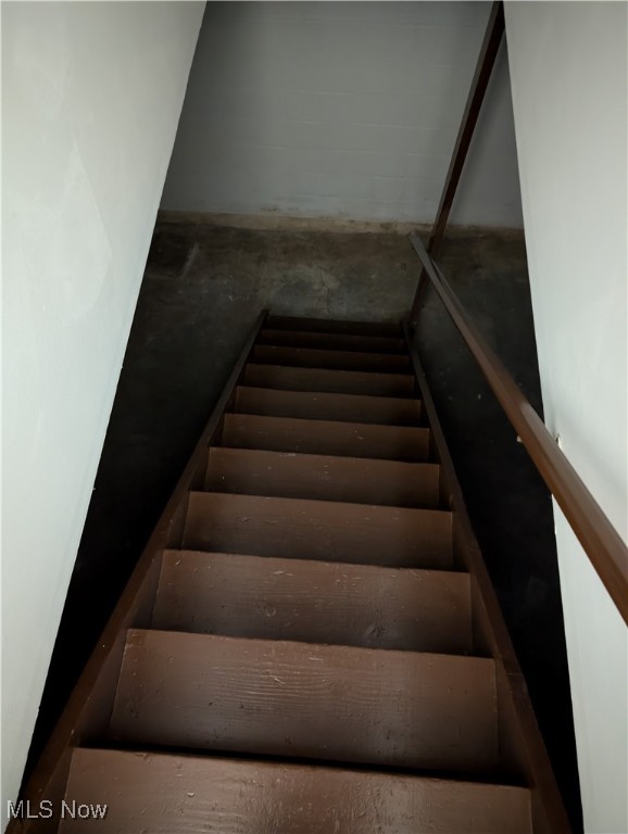 Tract 6 City/Akron - Residential Lease