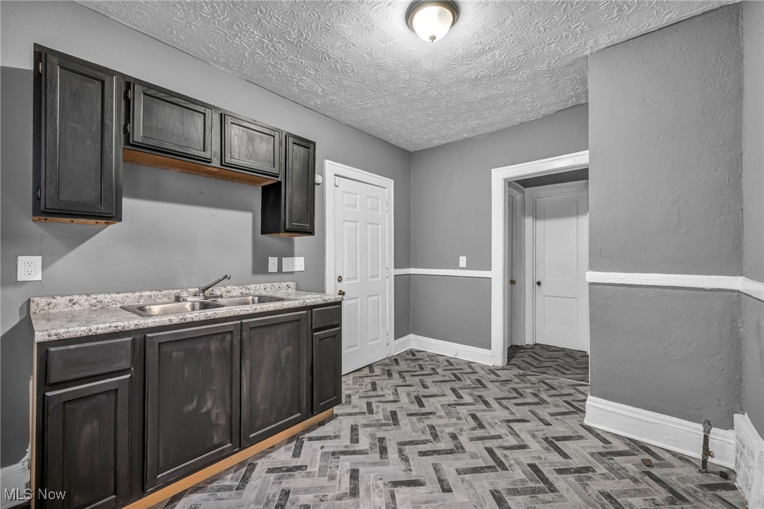 H Ibele & J M Pettibones - Residential Income