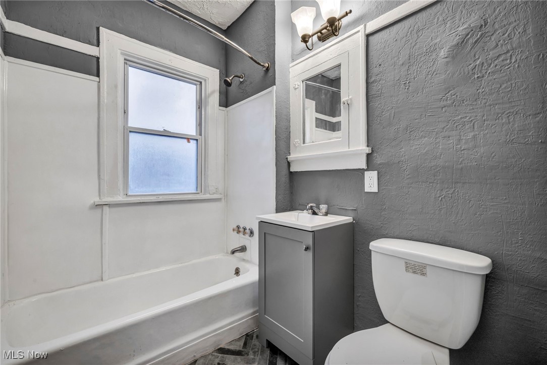 H Ibele & J M Pettibones - Residential Income