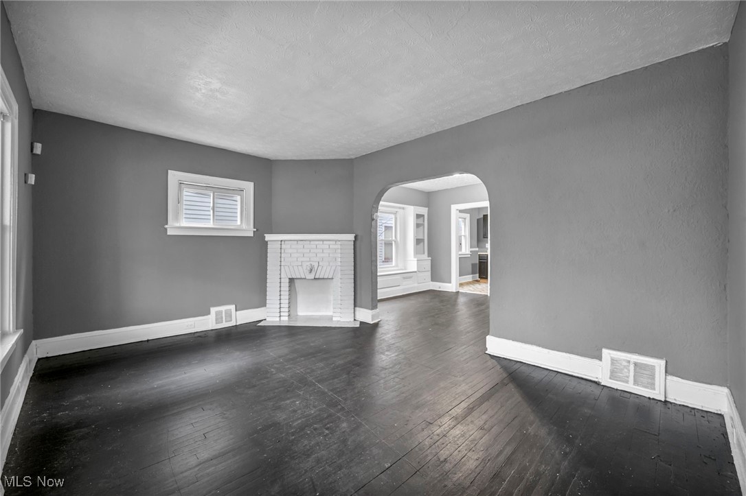 H Ibele & J M Pettibones - Residential Income