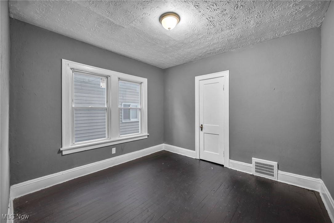 H Ibele & J M Pettibones - Residential Income