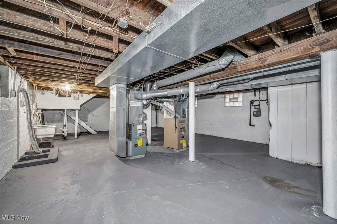 H Ibele & J M Pettibones - Residential Income