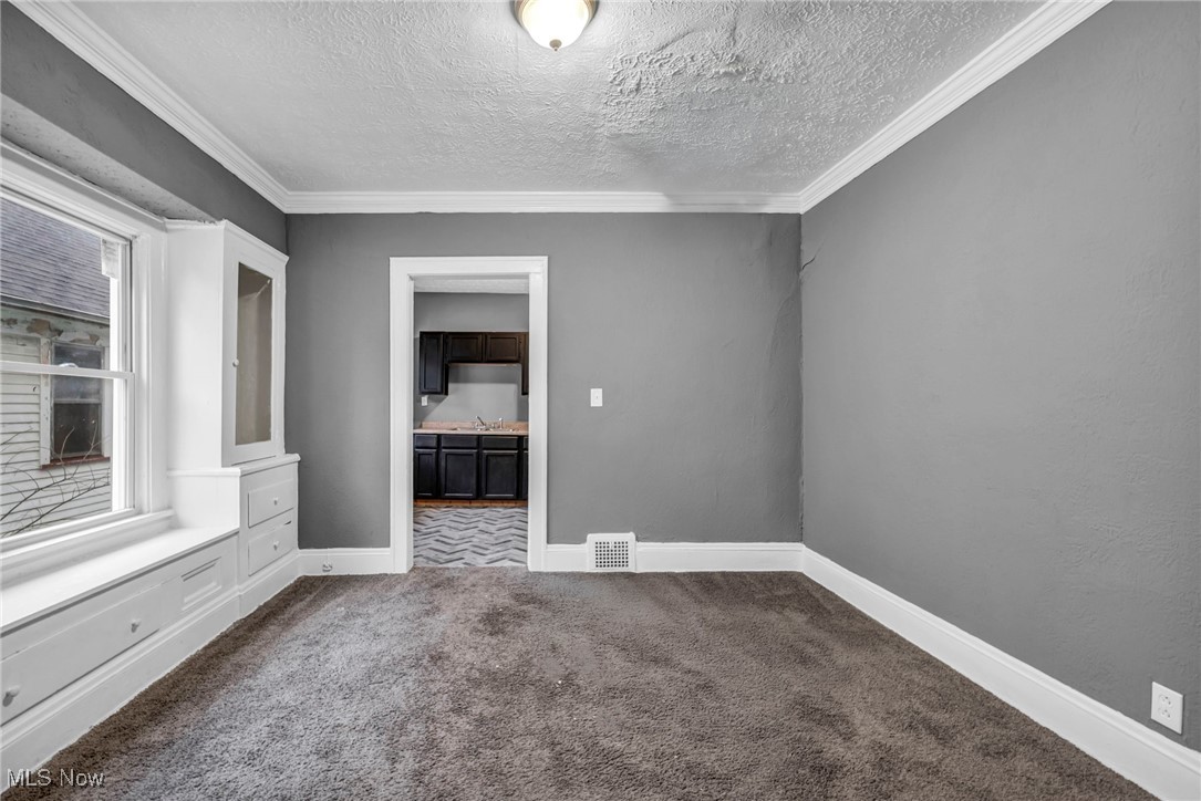 H Ibele & J M Pettibones - Residential Income