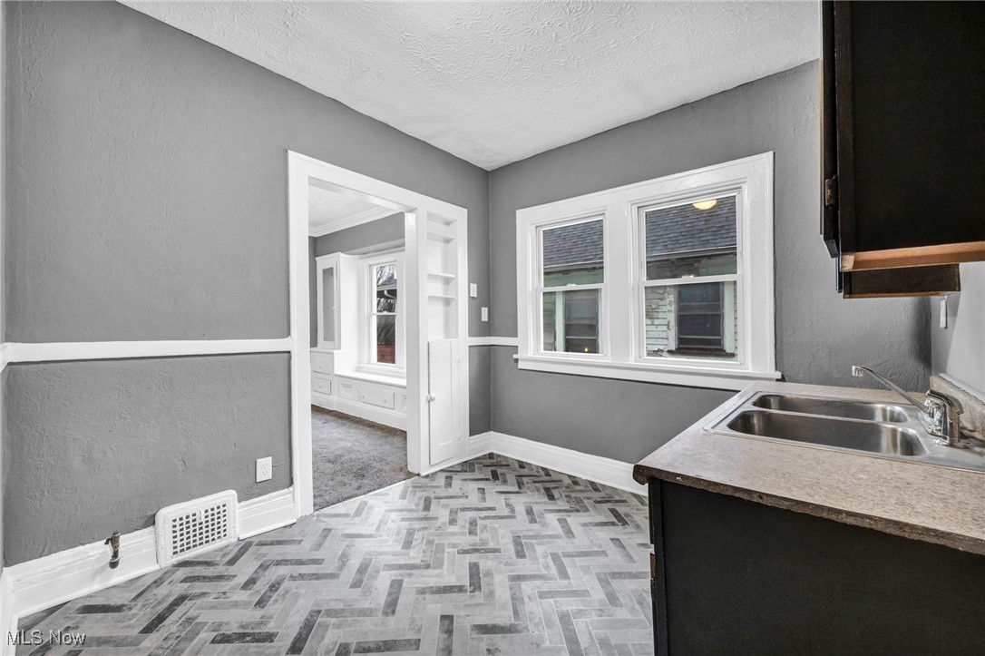 H Ibele & J M Pettibones - Residential Income