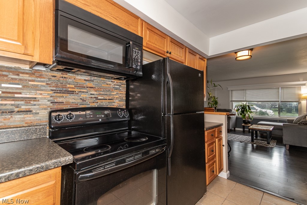 Mentor Headlands Park - Residential