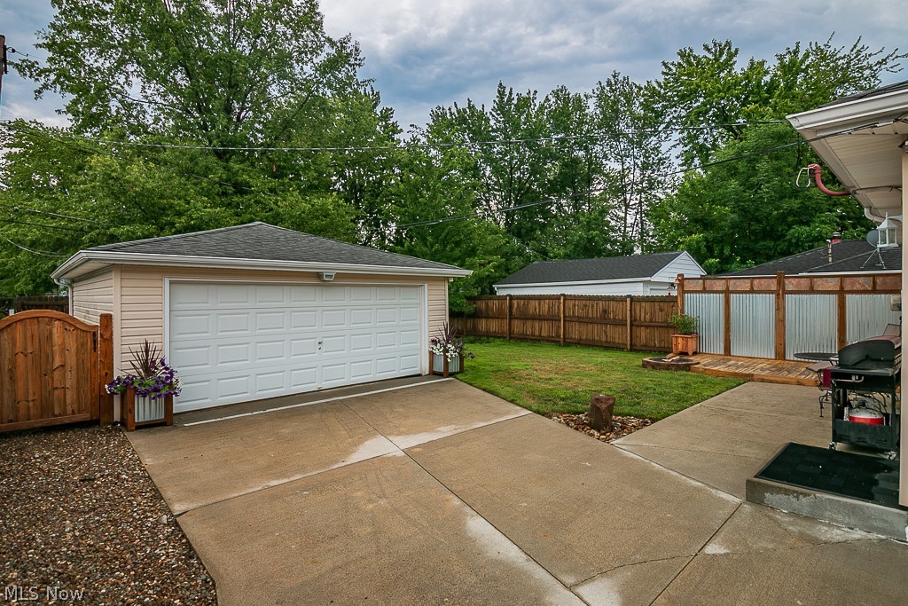 Mentor Headlands Park - Residential