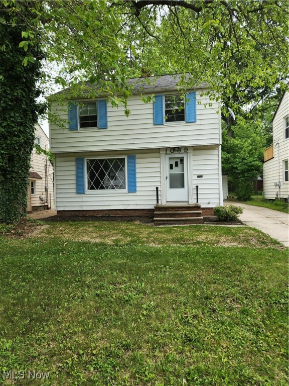 This charming 3-bedroom, 1.5-bath colonial, nestled in the heart of South Euclid, offers comfortable living with desirable updates. The home boasts an updated eat-in kitchen, perfect for casual dining, and hardwood floors throughout the dining room, living room, and all bedrooms. A spacious den on the first floor is great spot for hosting and enjoying time with family and friends. Laundry area is conveniently located on the first floor. The finished basement offers additional versatile space.