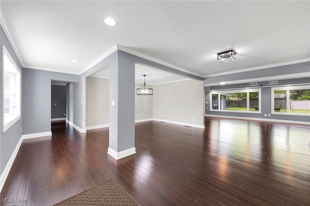 12228 Windcliff Road, Strongsville, Ohio image 10