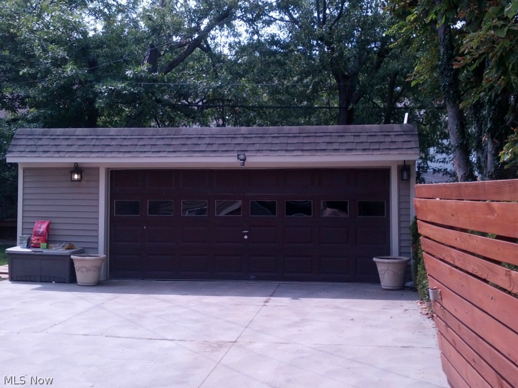 Genck Realty Cos - Residential