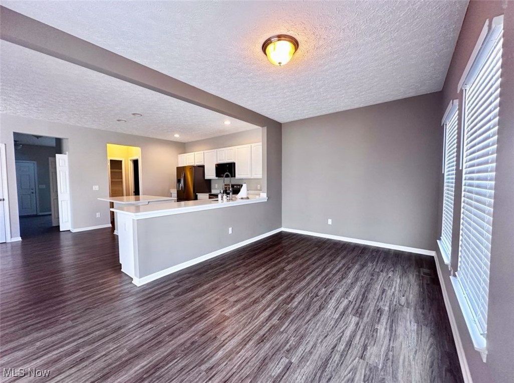 Meadow Lakes Sub - Residential Lease