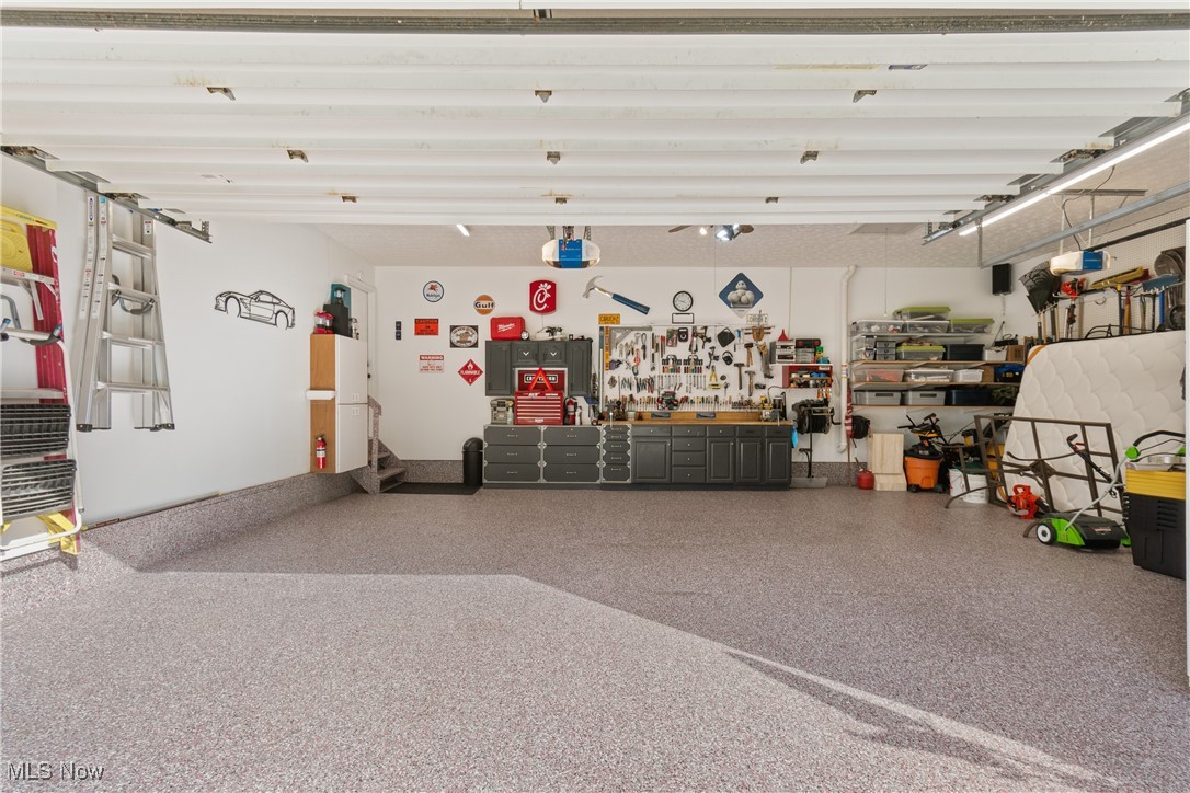 Laurelwoods - Residential