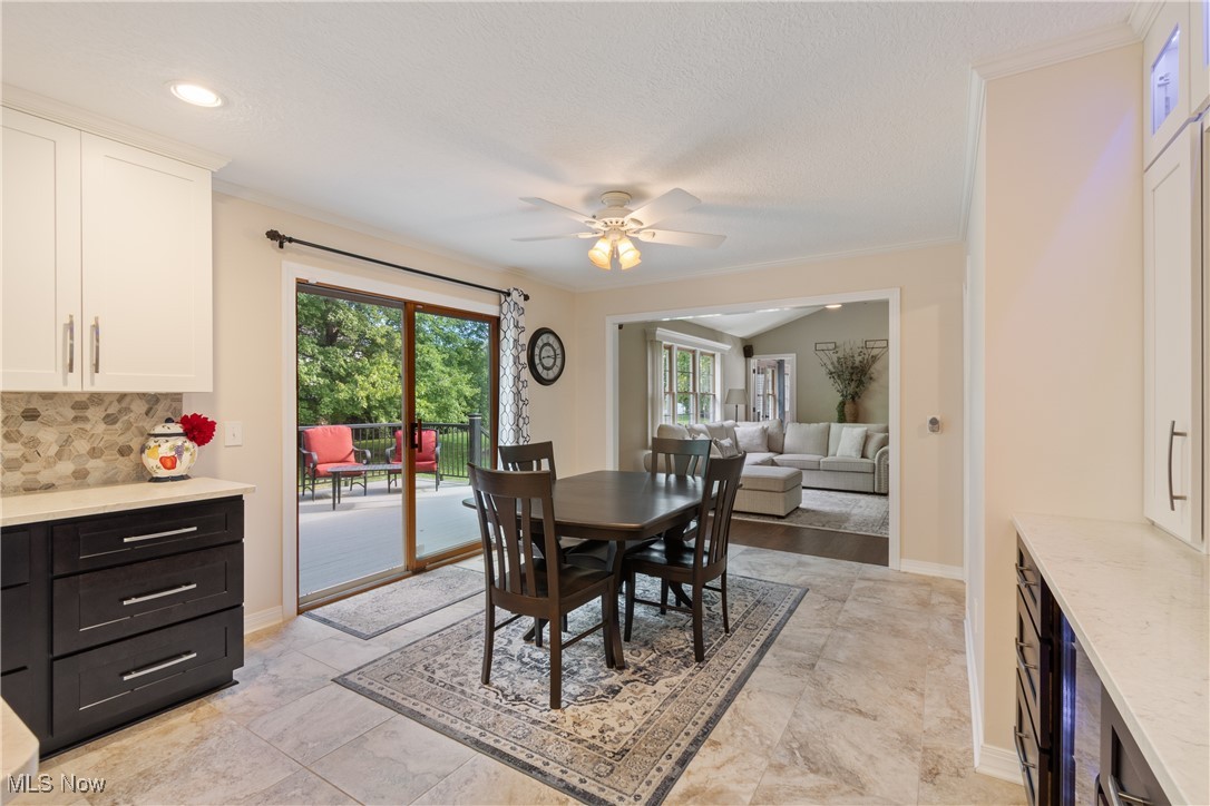 Laurelwoods - Residential