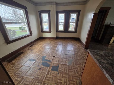 Tiny photo for 27 Erskine Avenue, Youngstown, OH 44512 (MLS # 5179030)