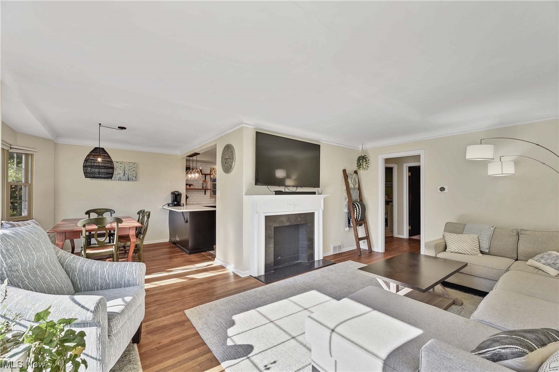 Royal Spencer - Residential