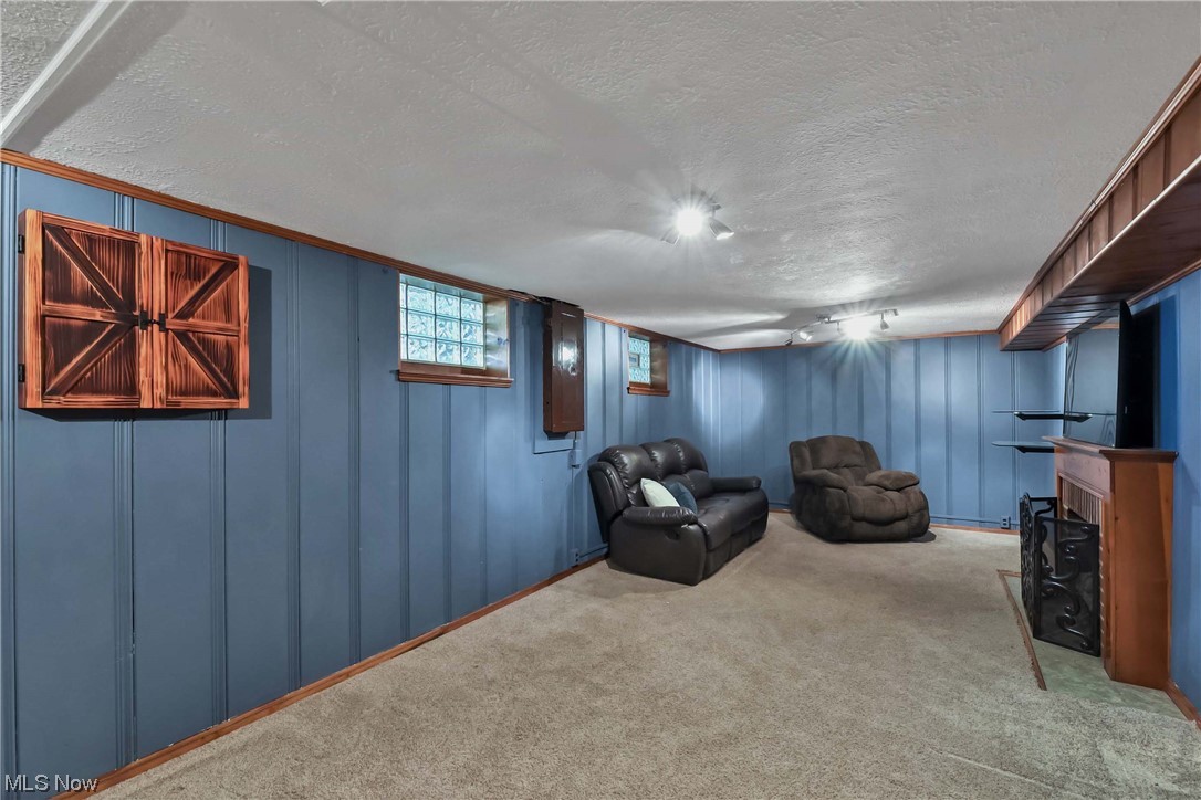 Royal Spencer - Residential