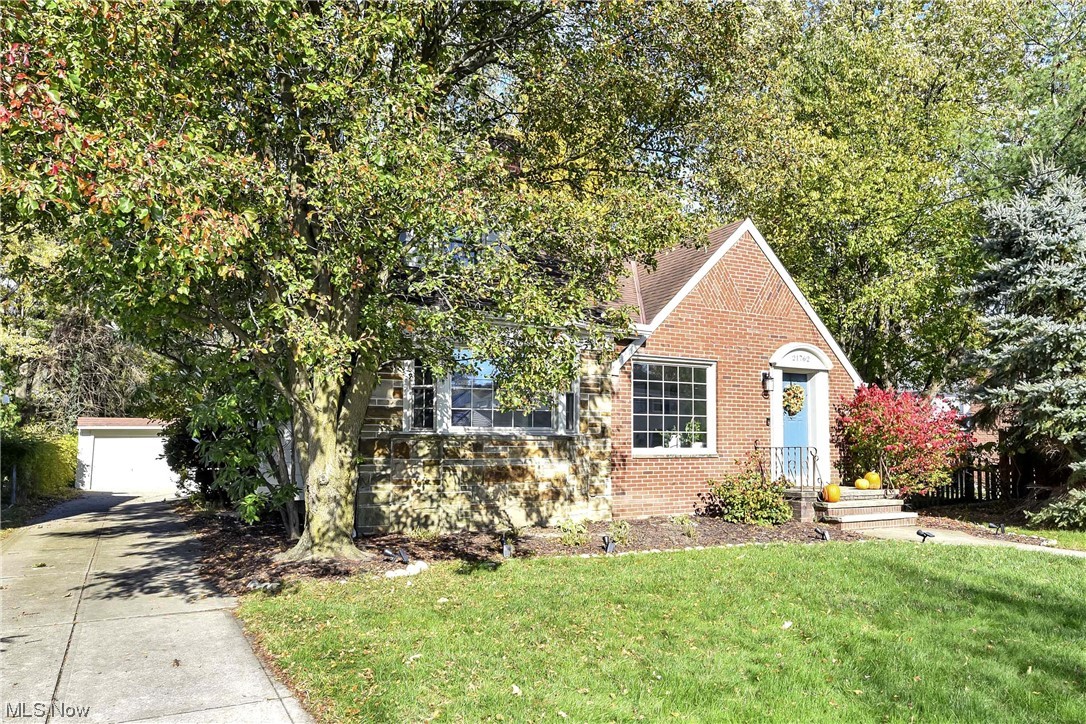 Royal Spencer - Residential