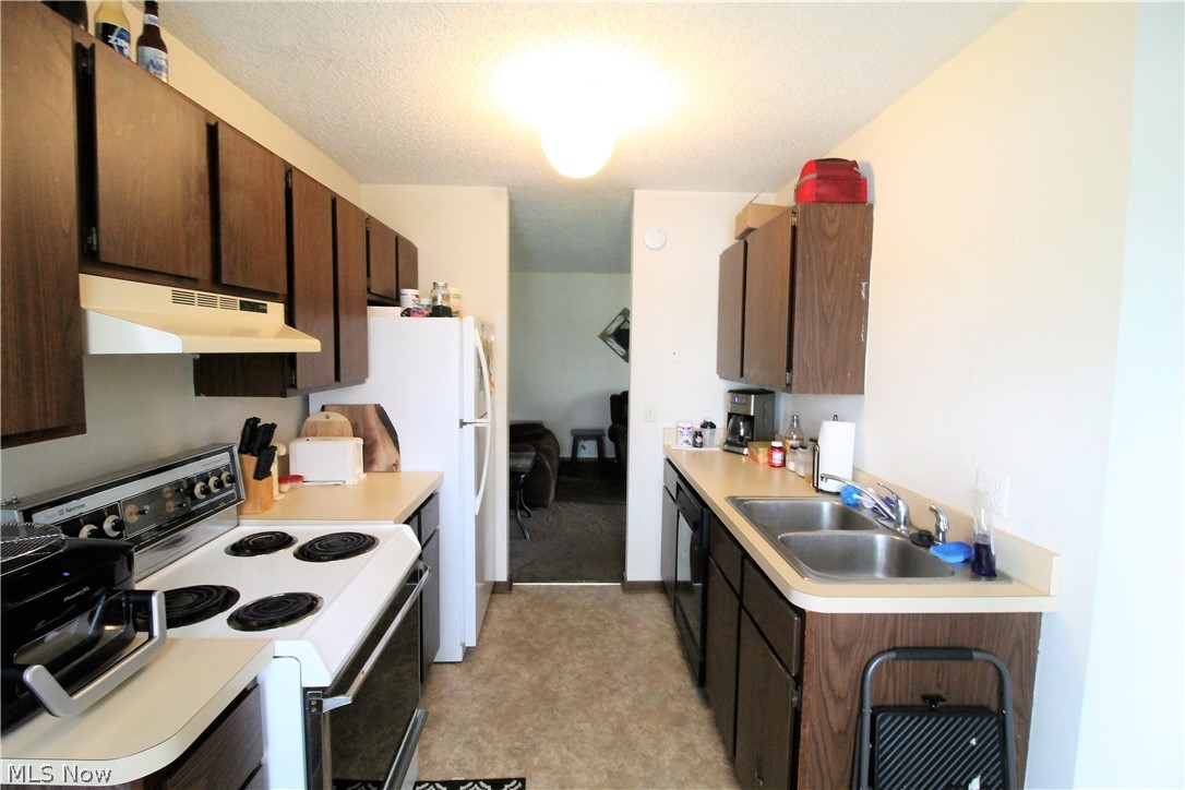 Seven Trails West - Residential Income