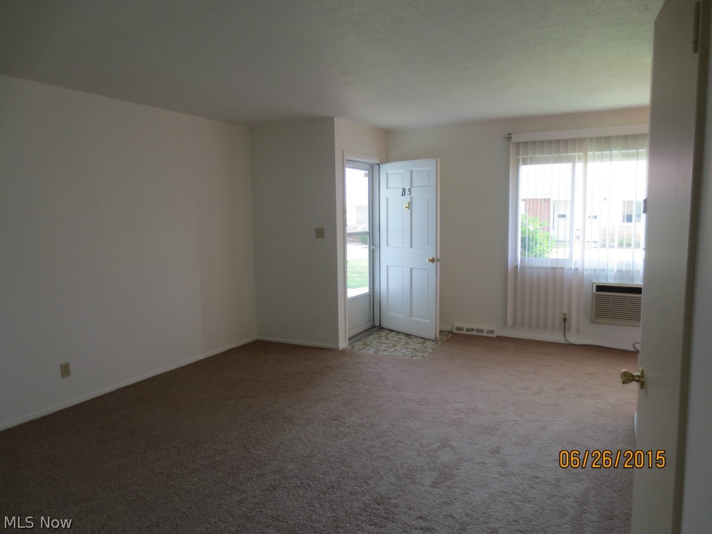 Stratford Village Condo - Residential