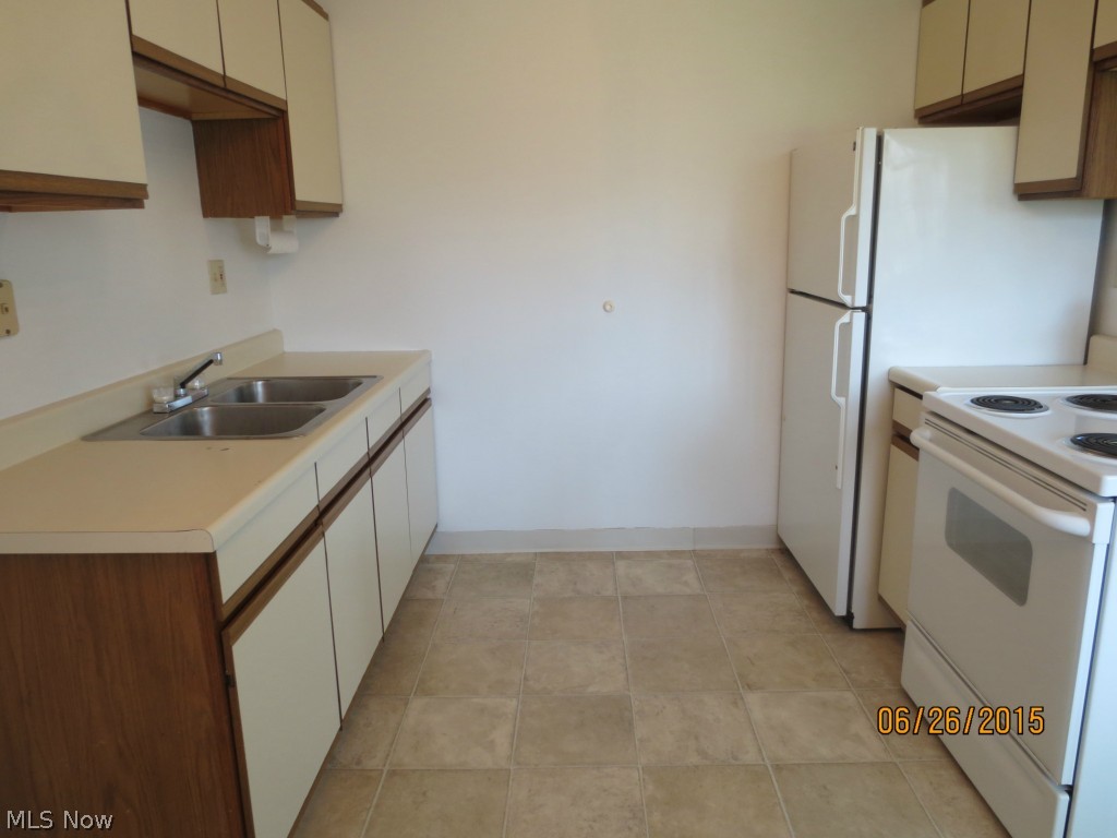 Stratford Village Condo - Residential