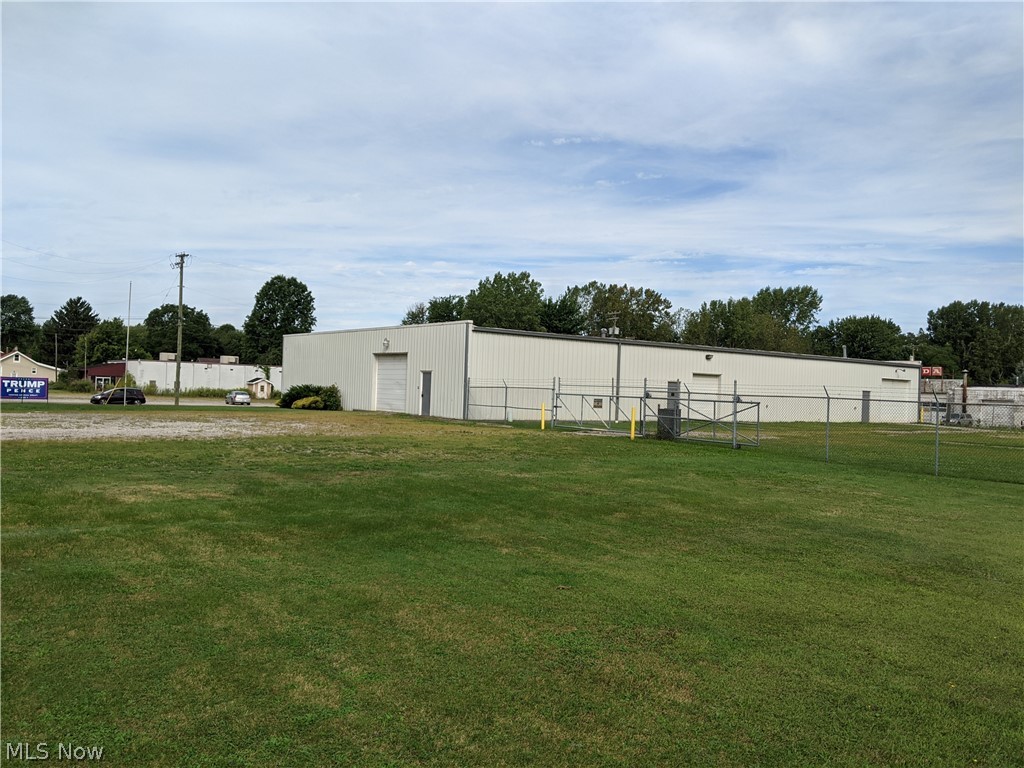 Township/Saybrook - Commercial Sale