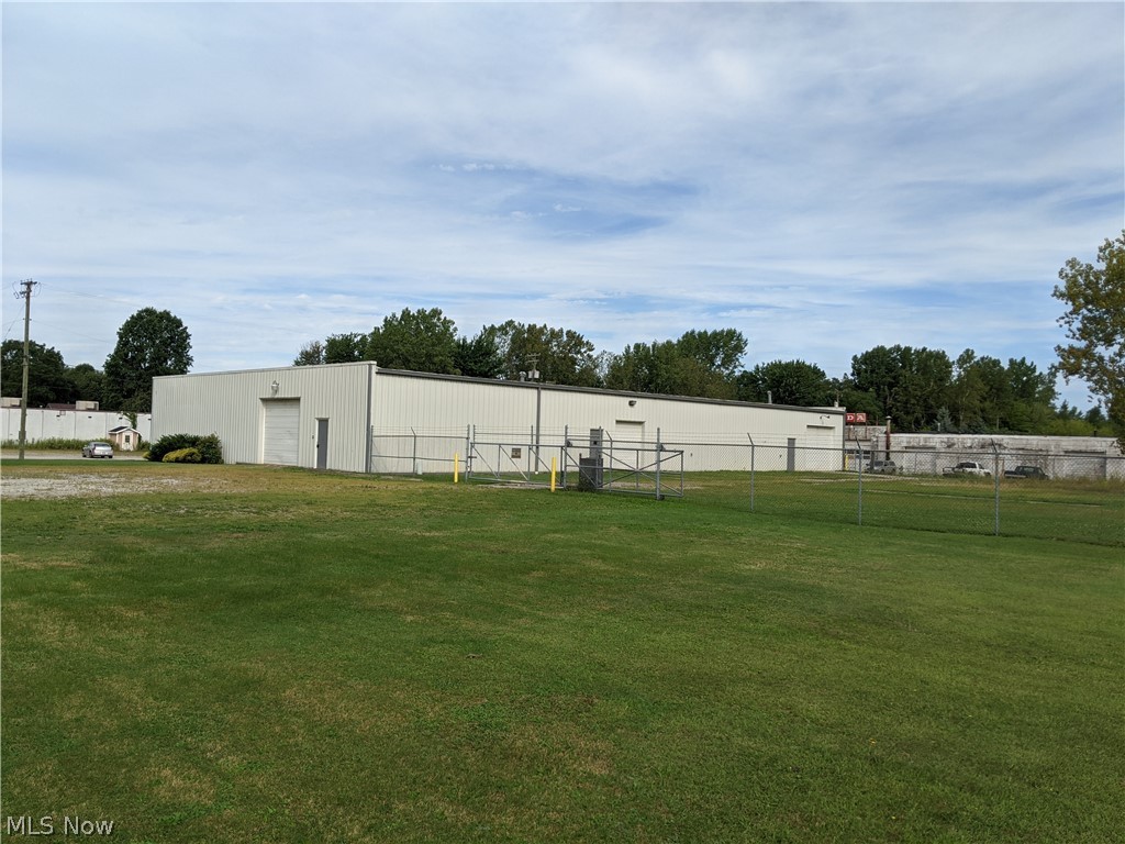 Township/Saybrook - Commercial Sale