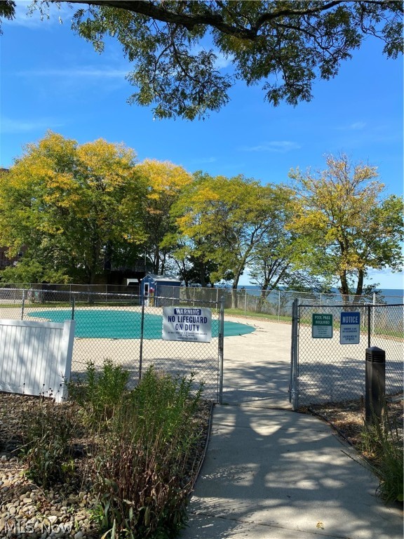 Edgewater Towers Condo - Residential