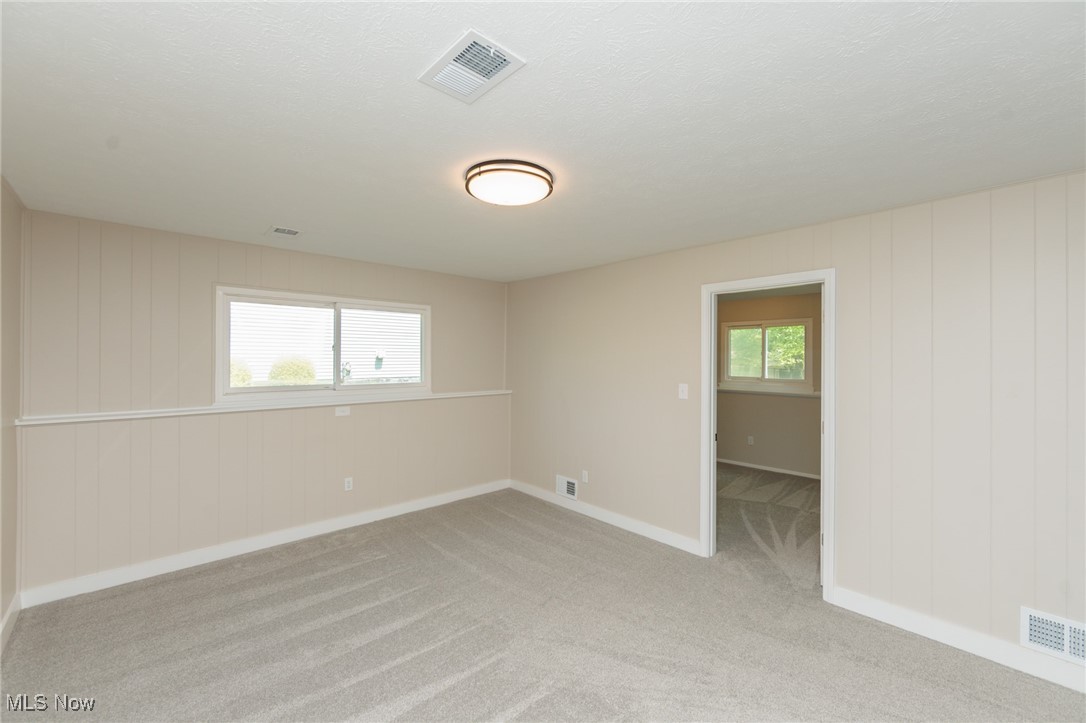 445 Bruce Drive, Brunswick, Ohio image 29