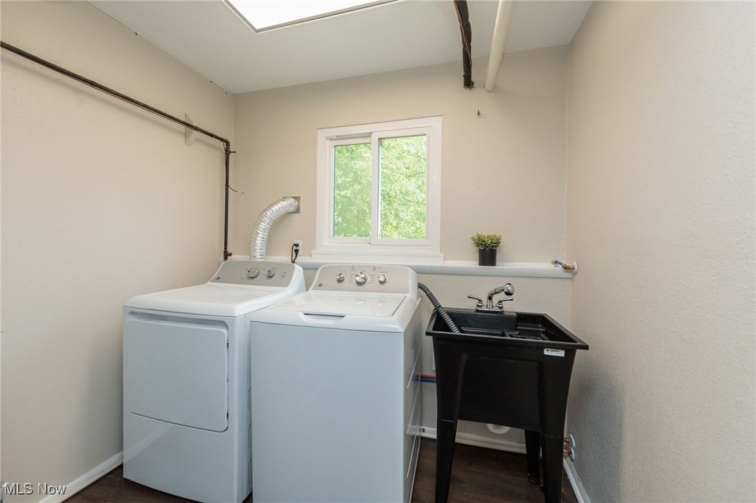 445 Bruce Drive, Brunswick, Ohio image 33